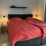 With Beautiful View, Private Parking And Two Large Terraces Διαμέρισμα *